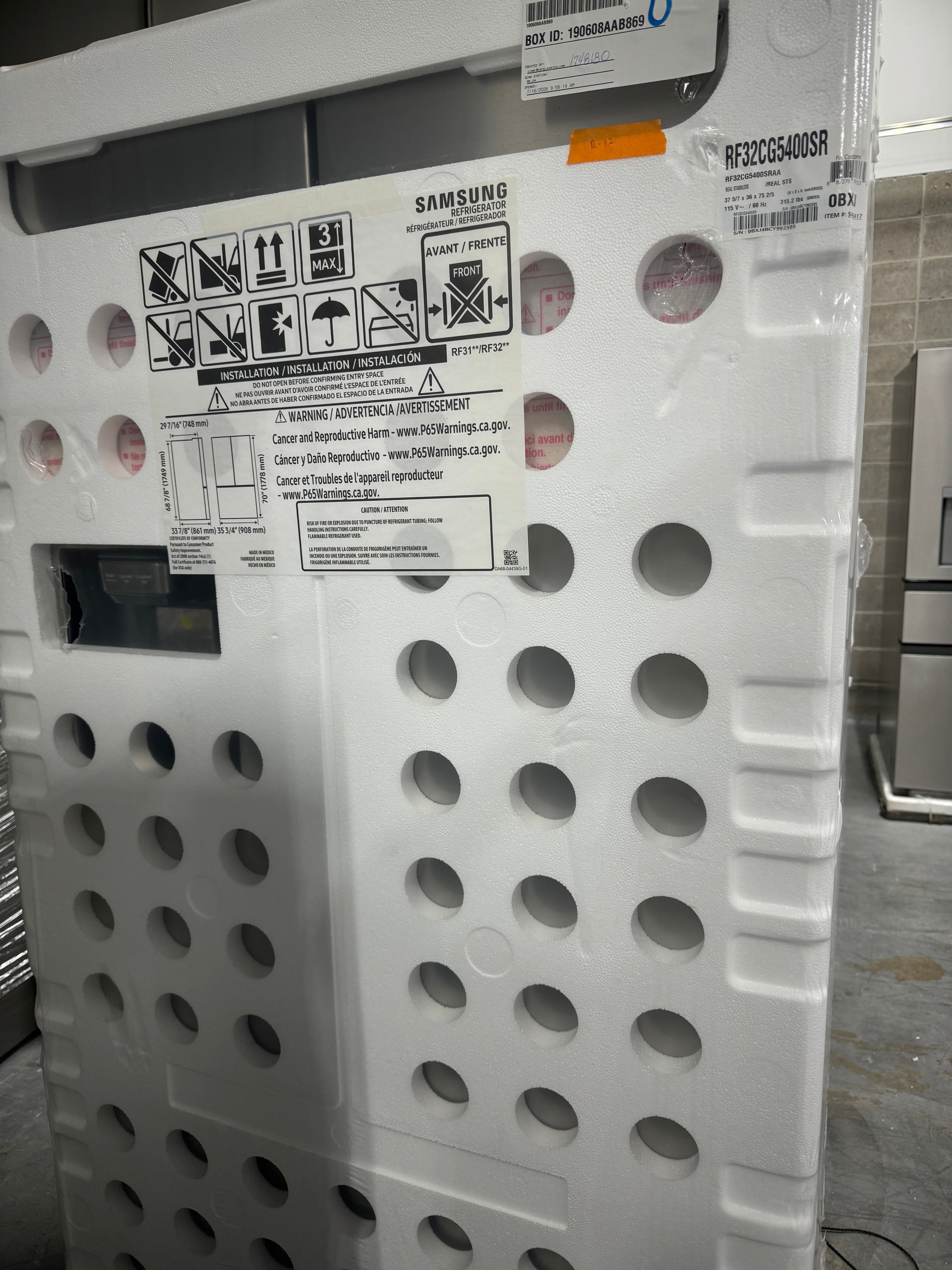 Samsung 31 Cu.Ft. Refrigerator/Freezer