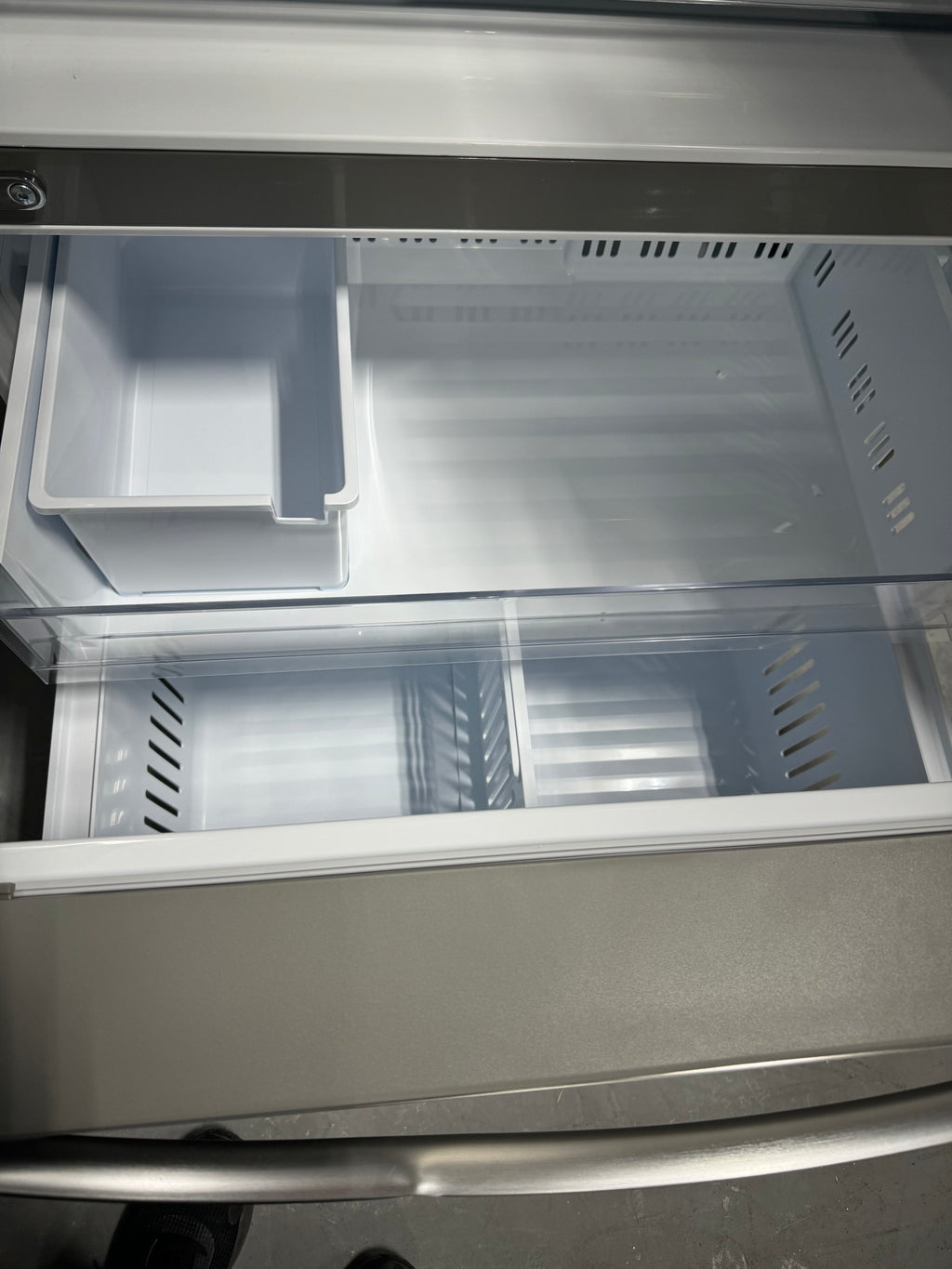 LG 26 Cu.Ft. Refrigerator/Freezer