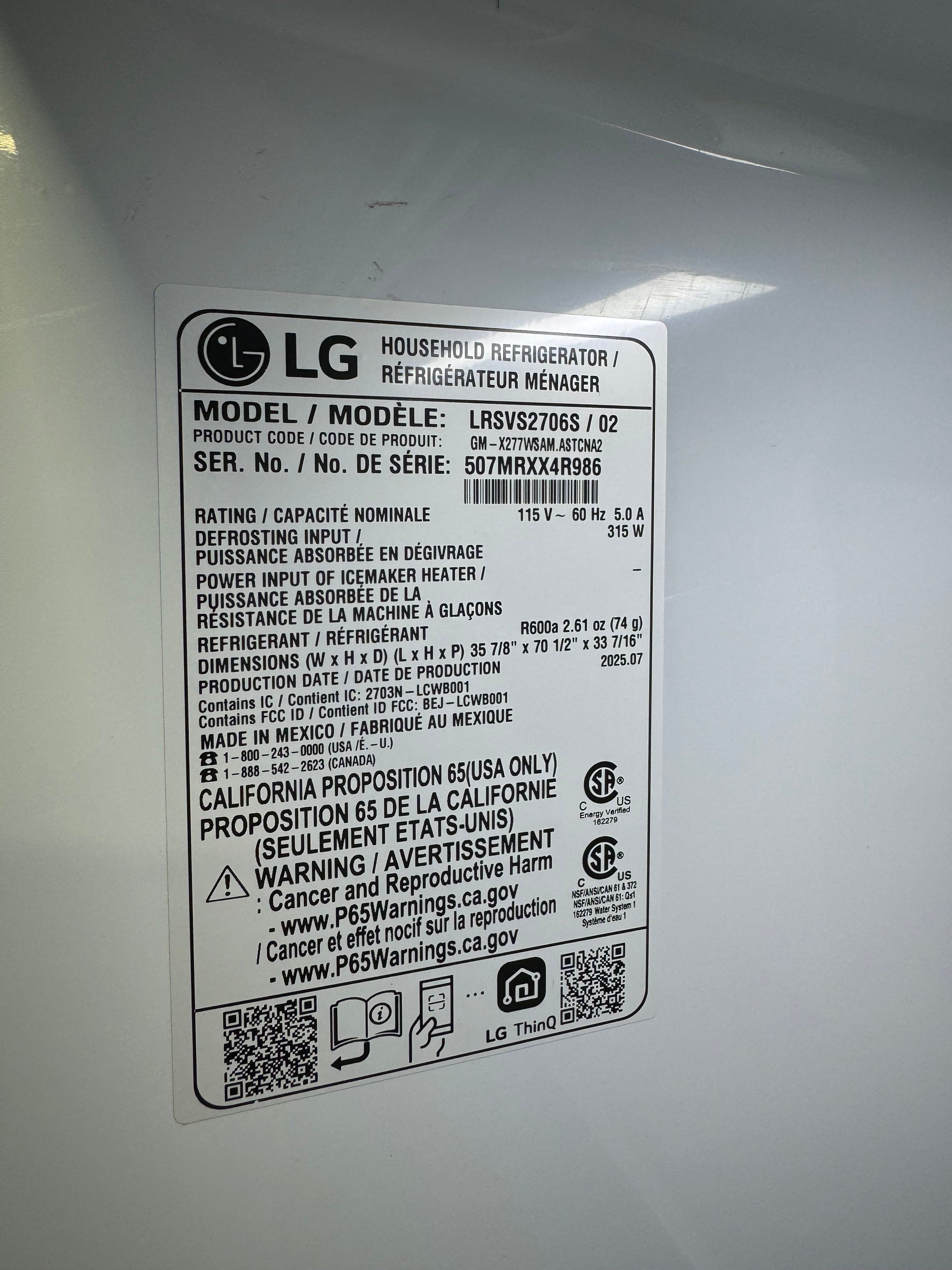 LG 27 Cubic ft. Refrigerator/Freezer
