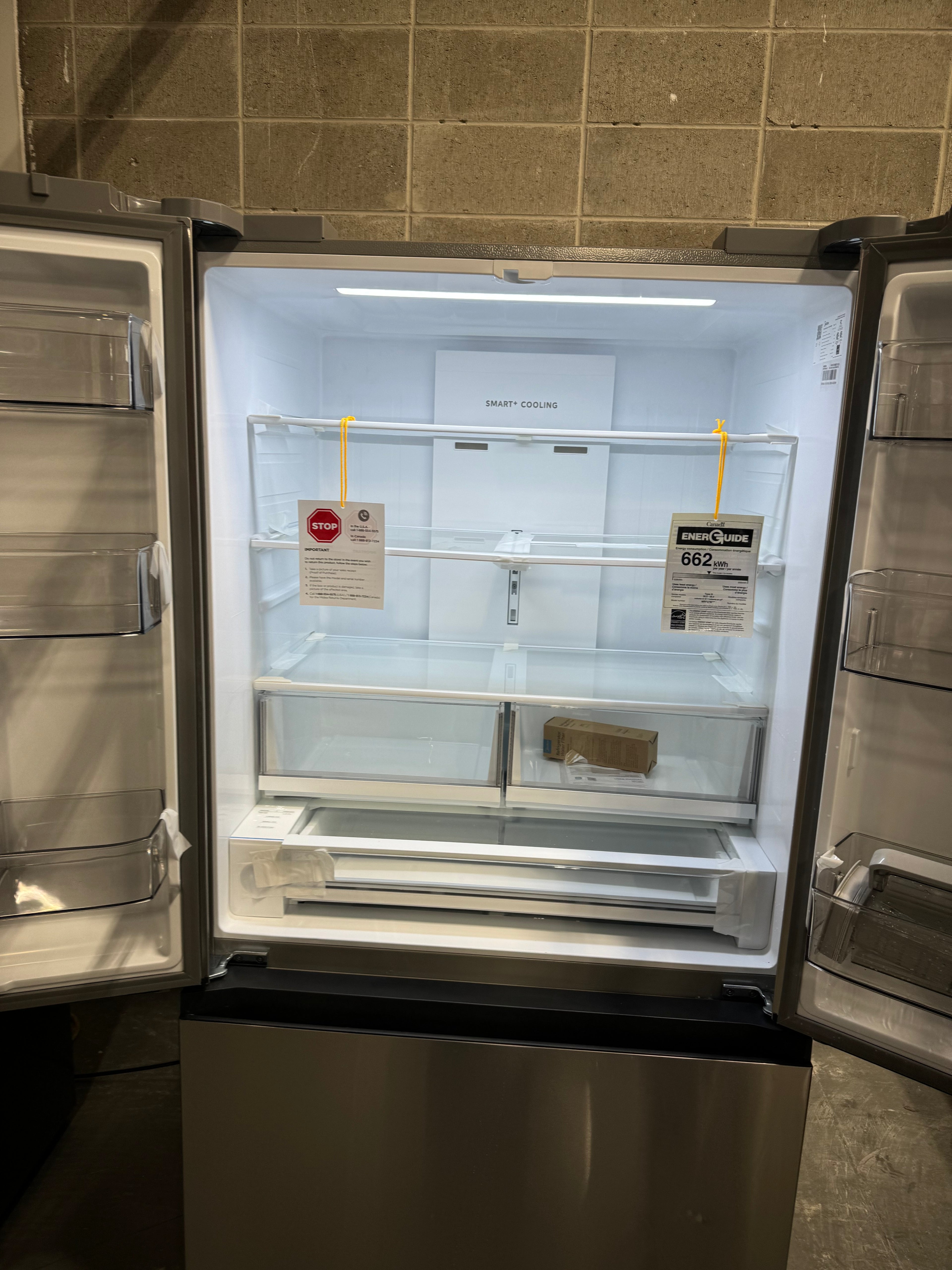 Midea 27 Cubic ft. Refrigerator/Freezer