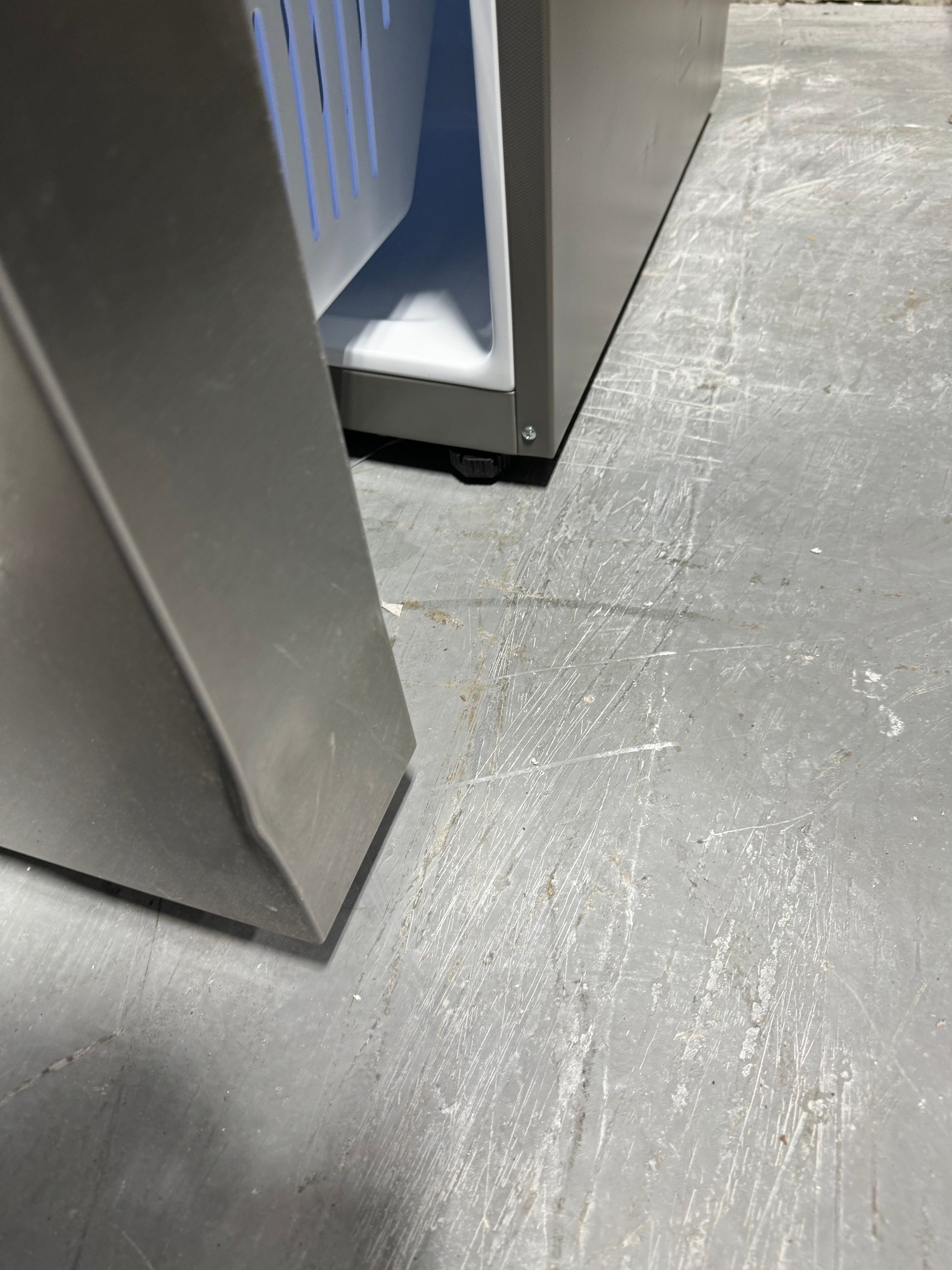 LG 26 Cu.Ft. Refrigerator/Freezer