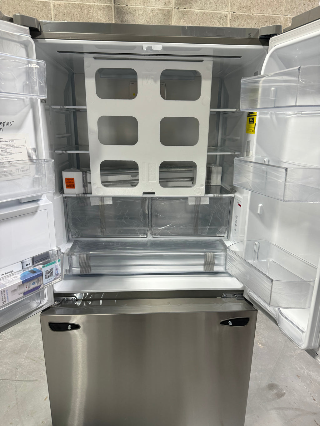 LG 26 Cu.Ft. Refrigerator/Freezer