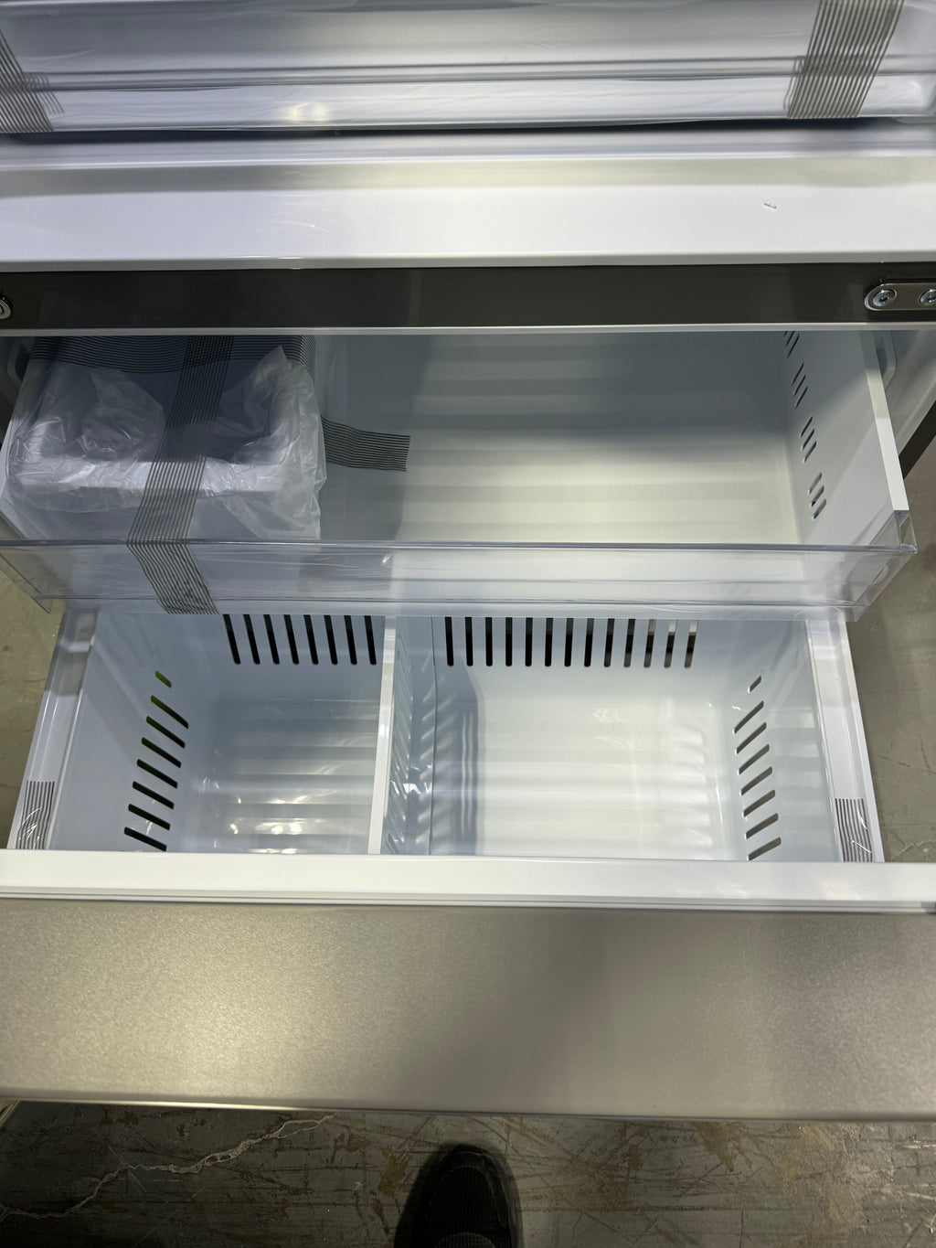 LG 26 Cu.Ft. Refrigerator/Freezer