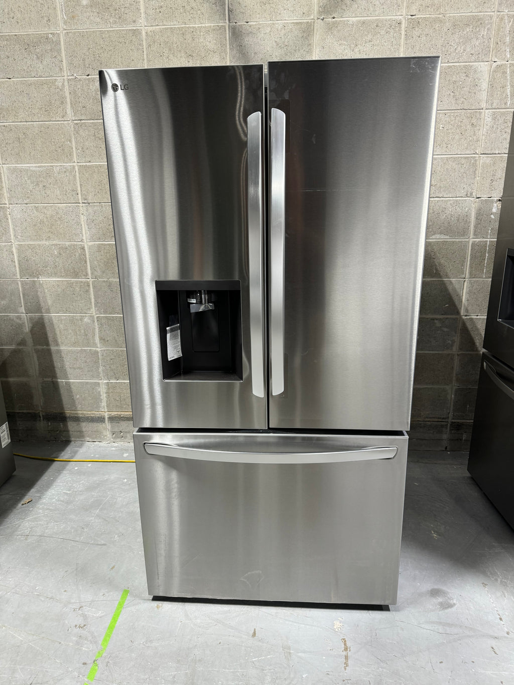LG 31 Cubic ft. Refrigerator/Freezer