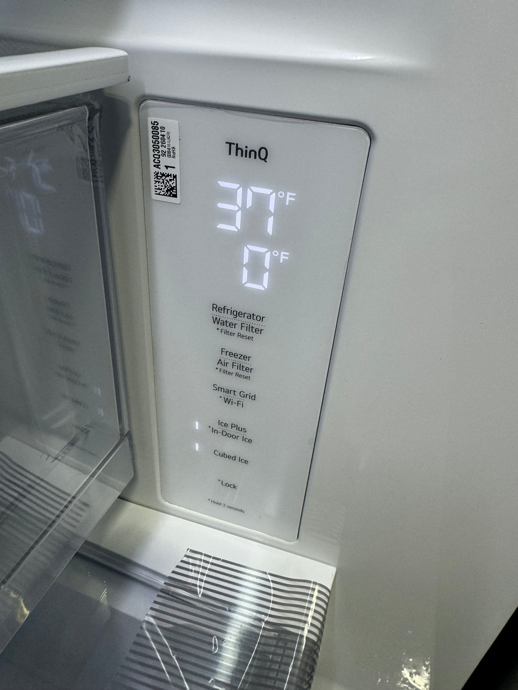 LG 31 Cubic ft. Refrigerator/Freezer