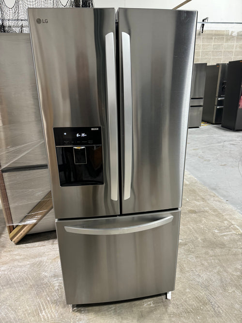 LG 21.8 Cubic ft. Refrigerator/Freezer