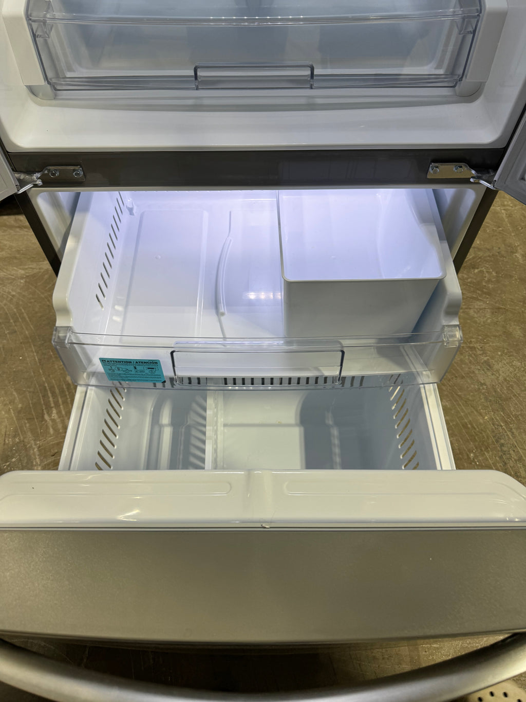 LG 21.8 Cubic ft. Refrigerator/Freezer