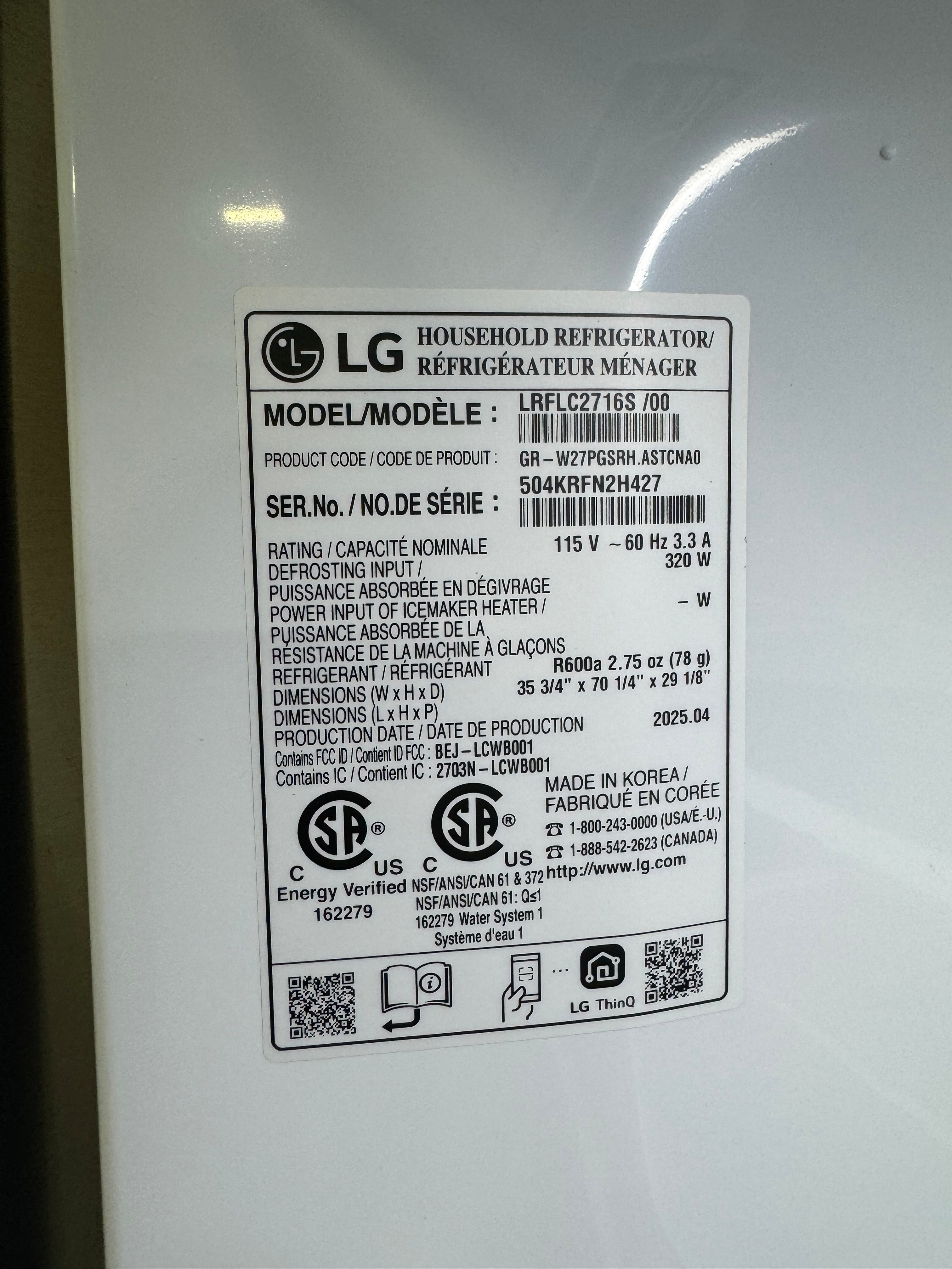 LG 26.5 Cubic ft. refrigerator/freezer
