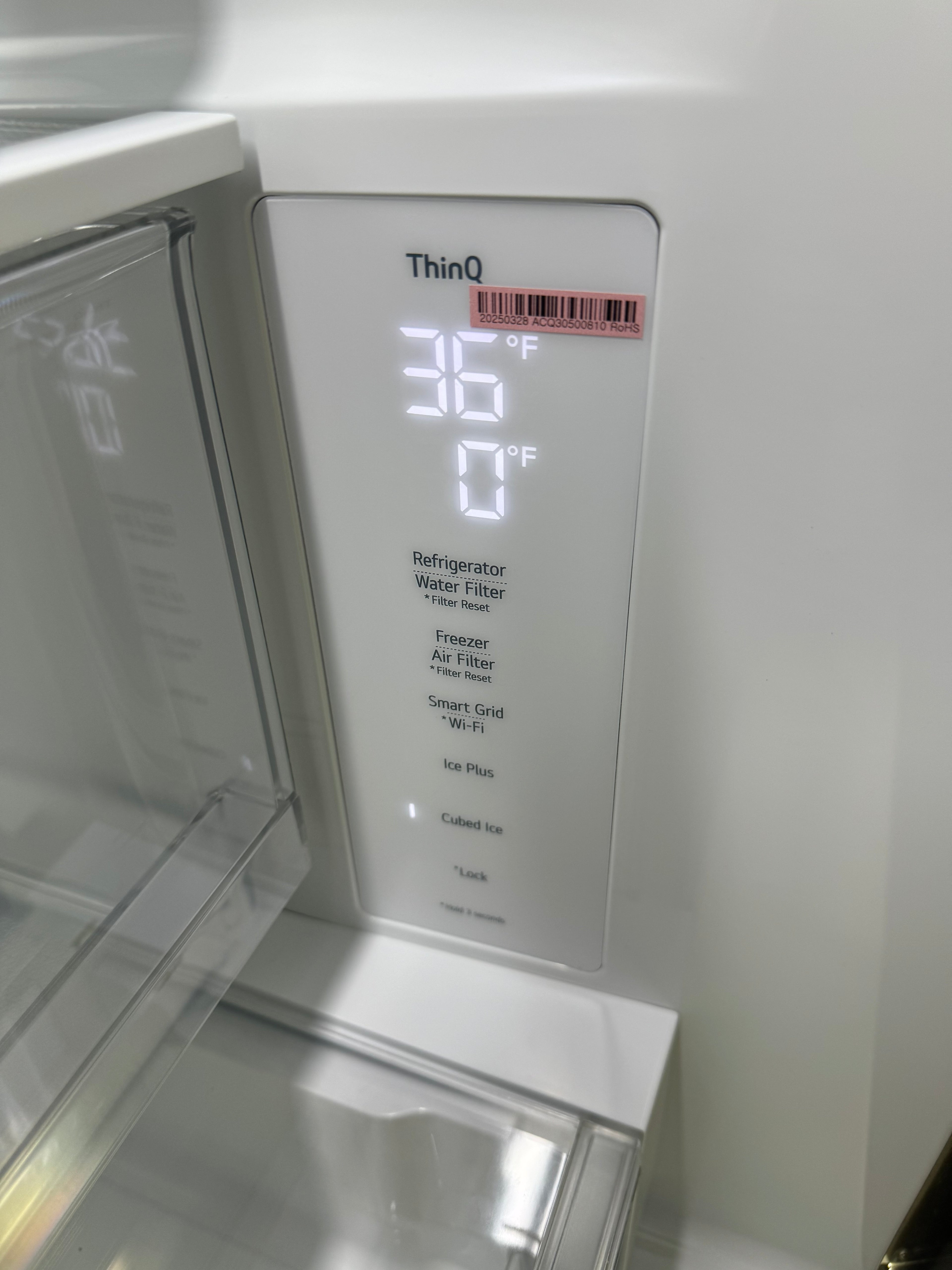 LG 26.5 Cubic ft. refrigerator/freezer