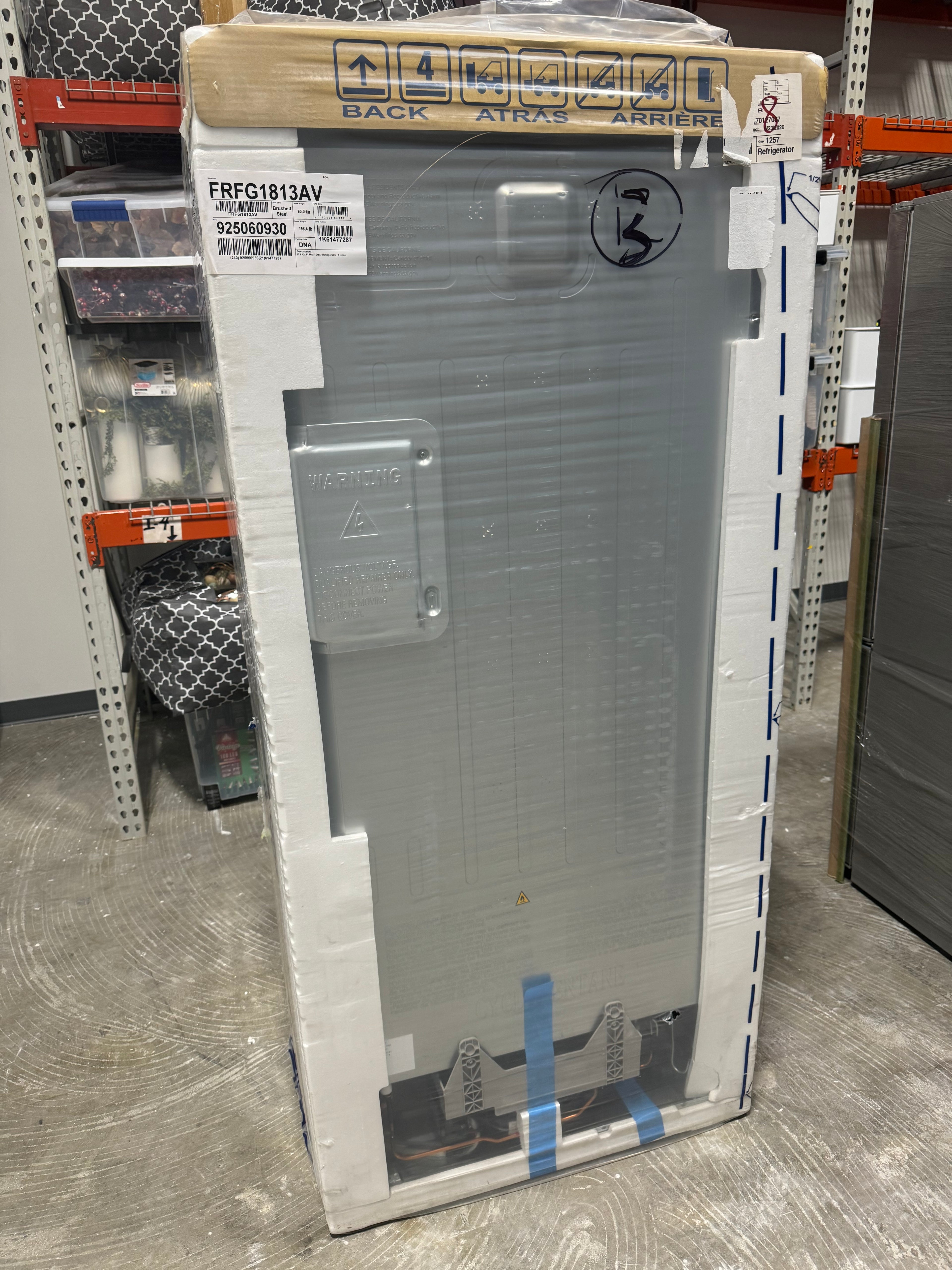 Frigidaire 17.6 Cu.Ft. Refrigerator/Freezer