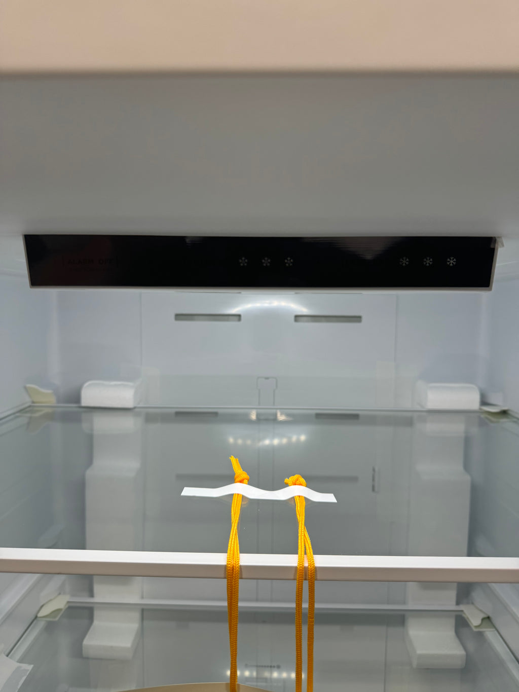 Midea 18.7 Cubic ft. refrigerator/freezer