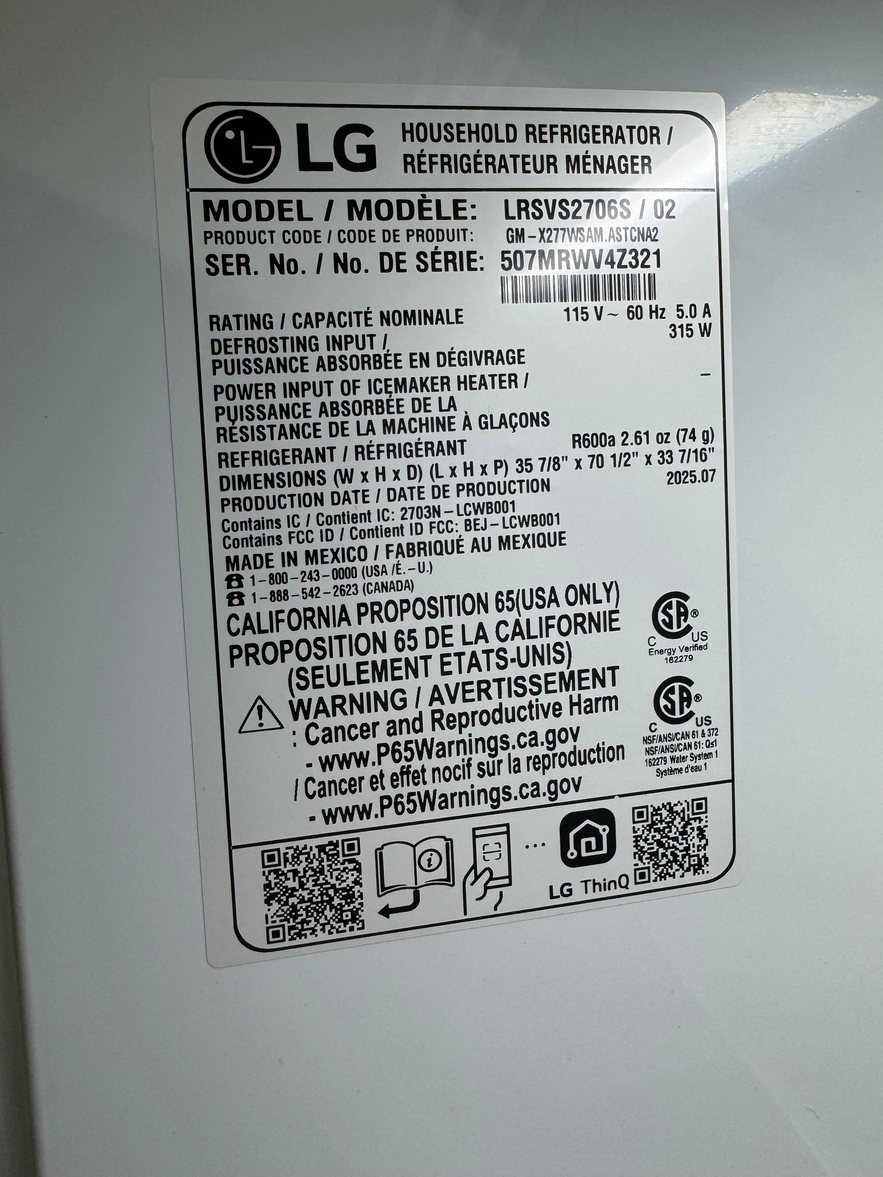 LG 27 Cubic ft. Refrigerator/Freezer