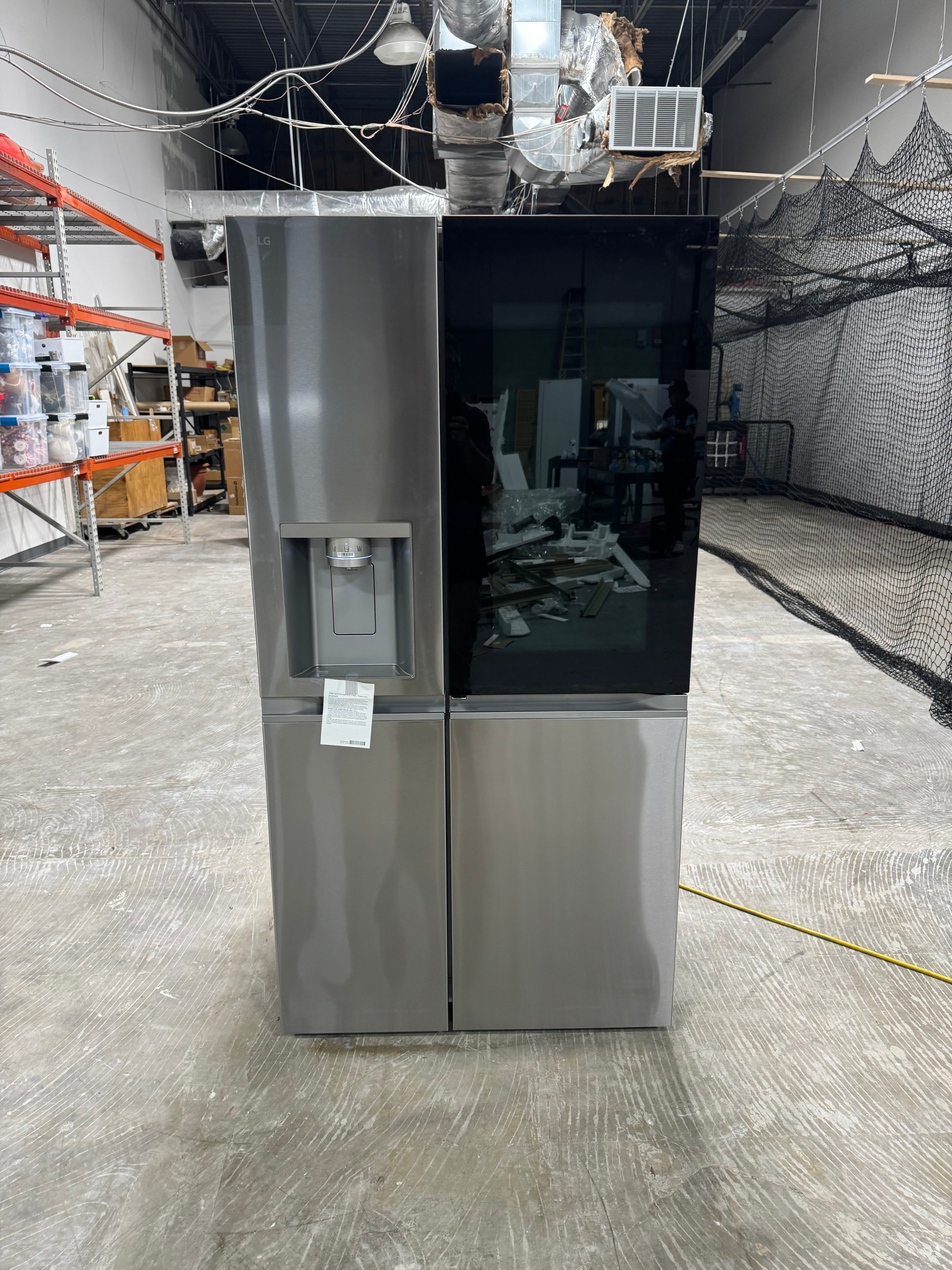 LG 27 Cubic ft. Refrigerator/Freezer