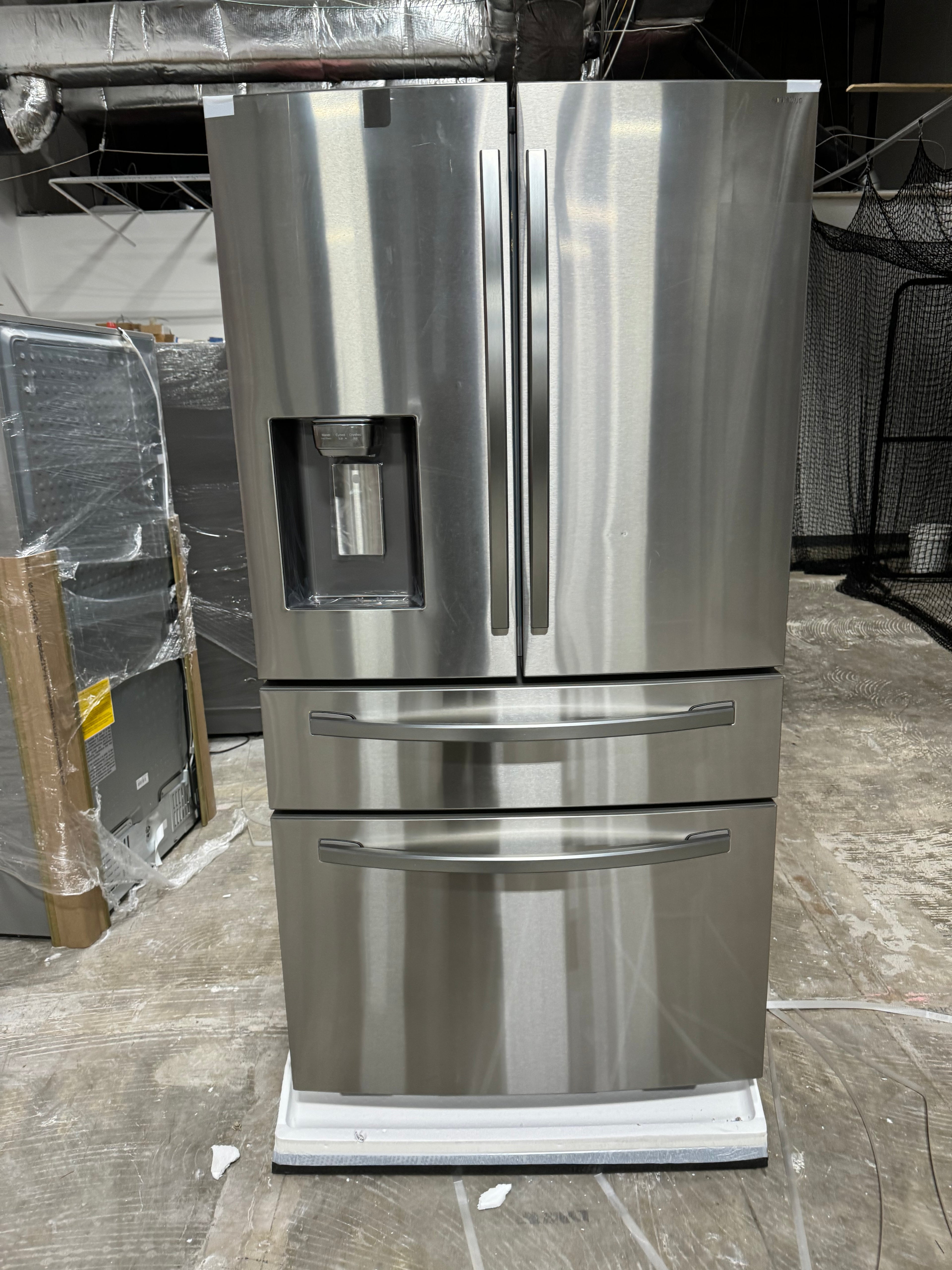 Samsung 28 Cu.Ft. Refrigerator/Freezer
