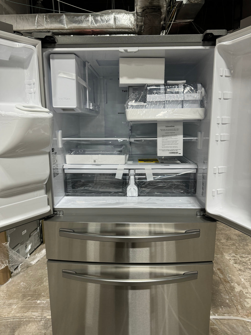 Samsung 28 Cu.Ft. Refrigerator/Freezer