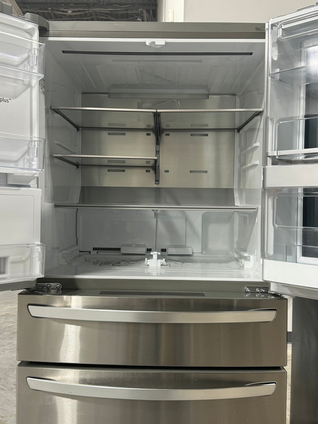 LG 29.5 Cu.Ft. Refrigerator/Freezer