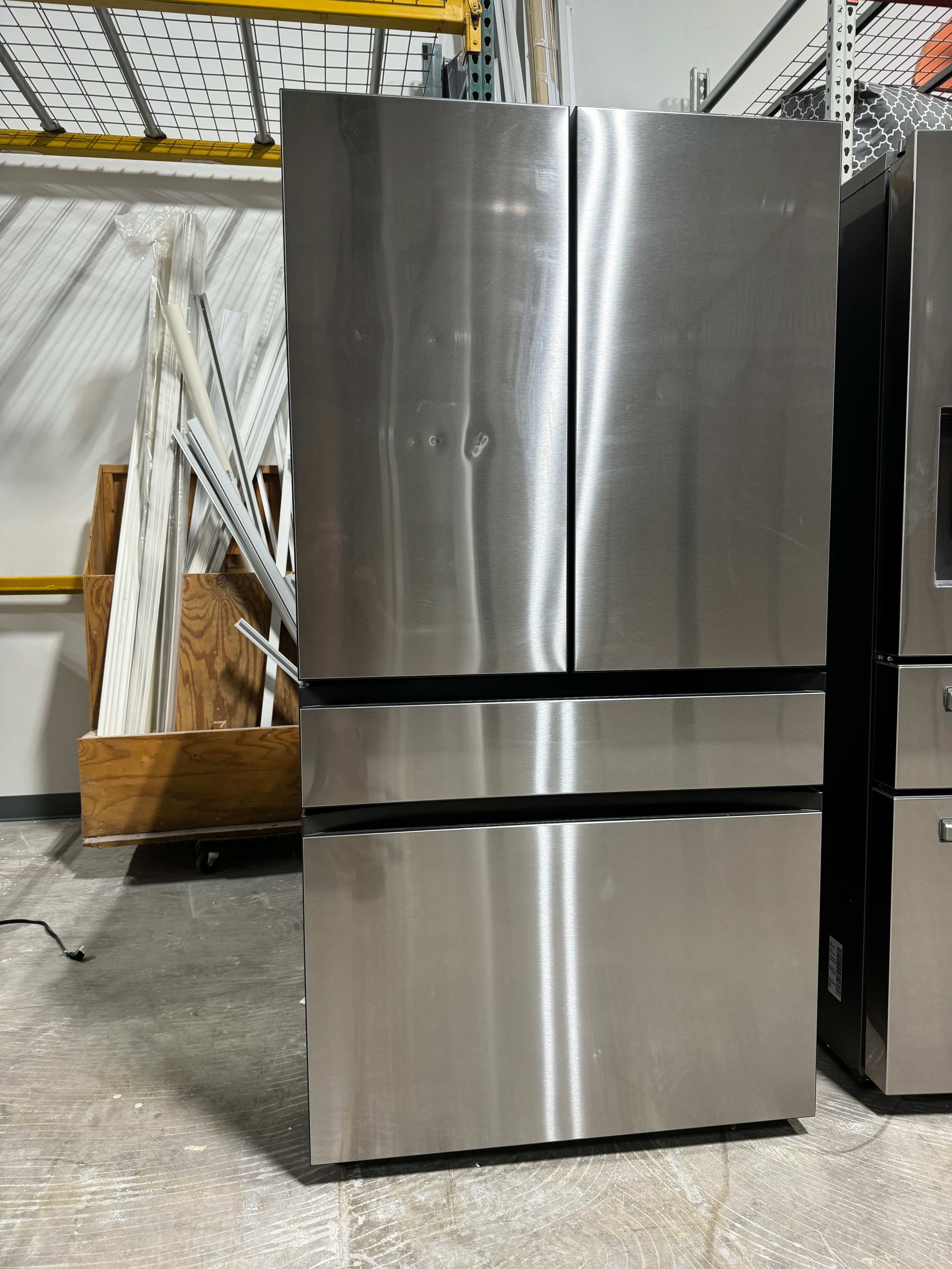 Samsung 29 Cubic ft. Refigerator/Freezer