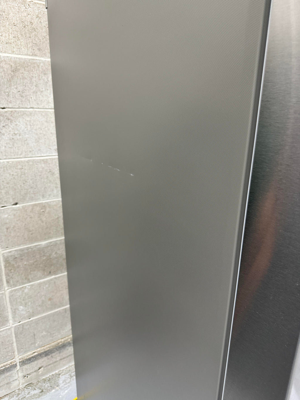 LG 31 Cubic ft. Refrigerator/Freezer