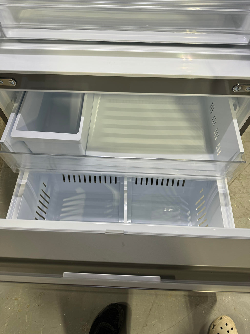 LG 26.5 Cubic ft. refrigerator/freezer